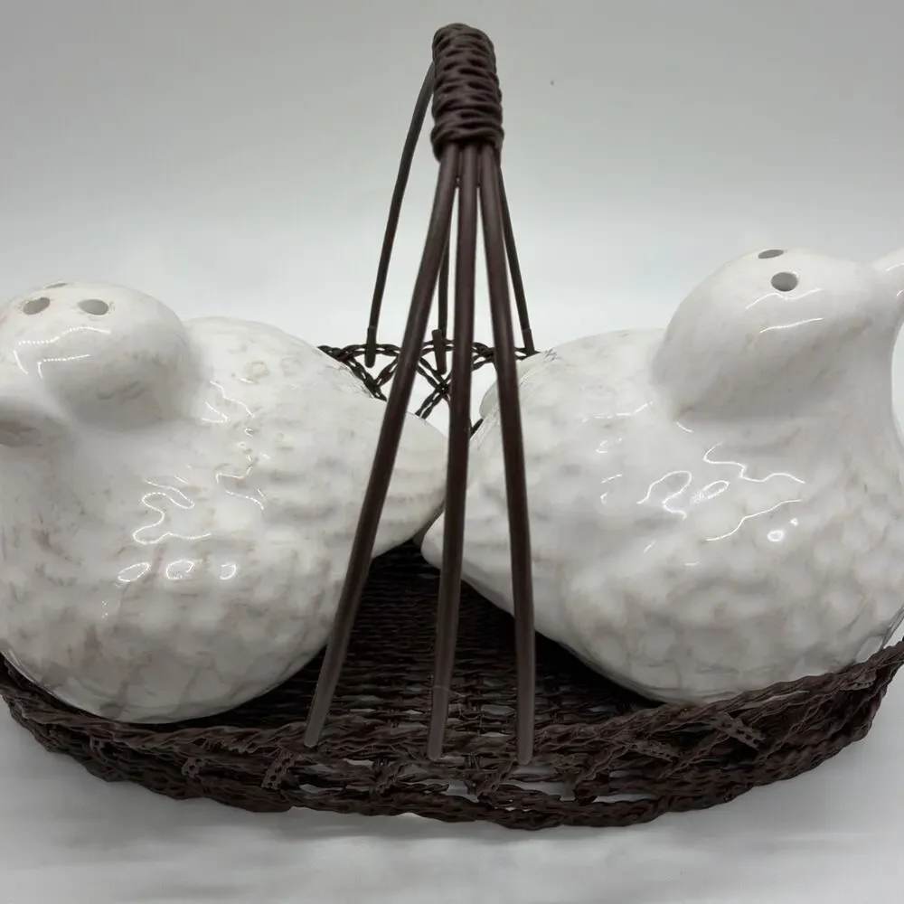 Chicks Birds Salt Pepper Shakers in Wire Country Basket Ceramic